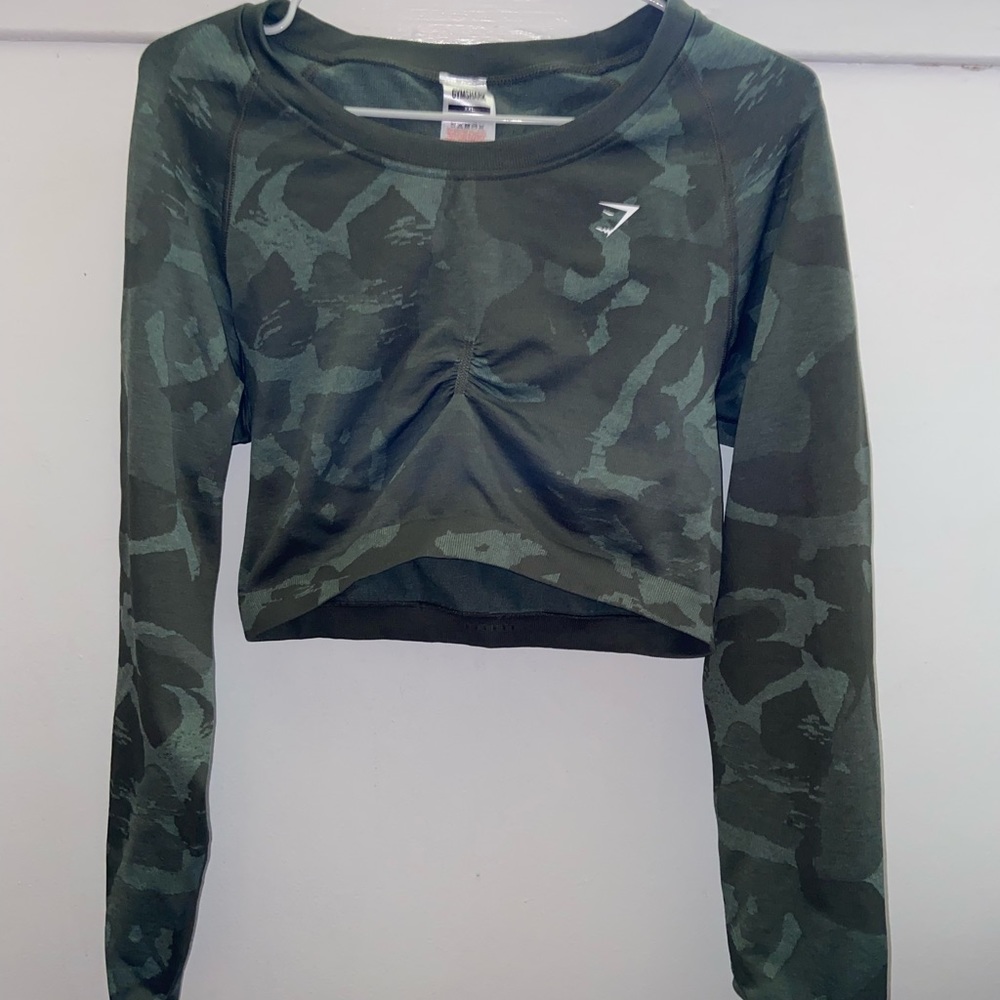 Gymshark long sleeve crop top in dark green camo